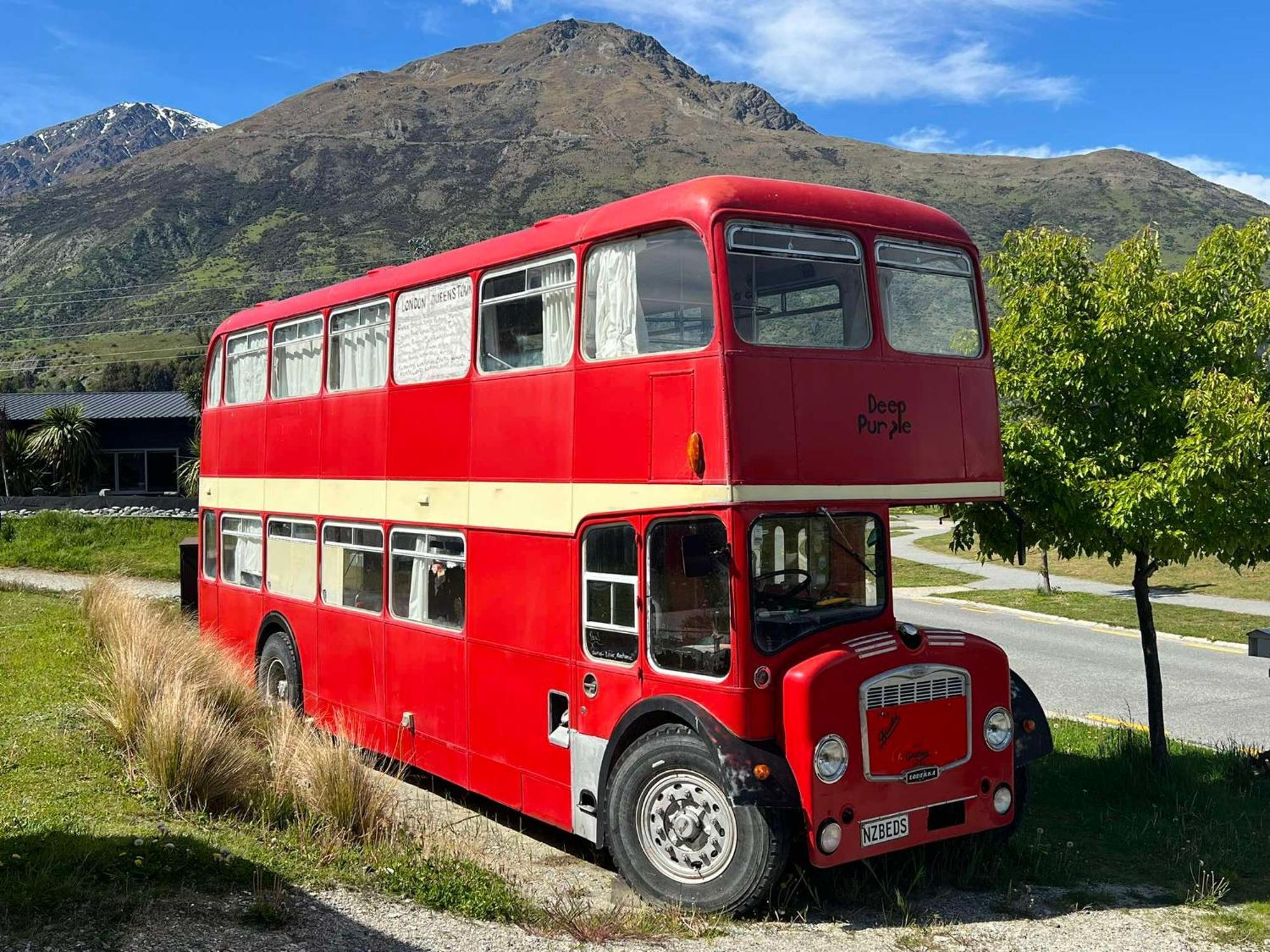 Decker Daze Queenstown Ngoại thất bức ảnh